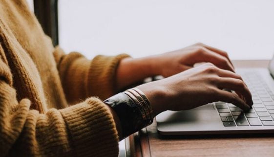 AQ blog banners 2019-21 tips to write effective online copy that converts