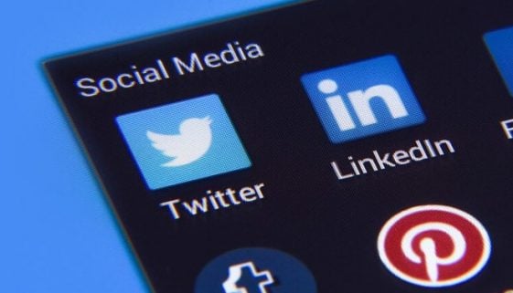 AQ blog banners 2019-Brand advocates Championing your brand on social channels